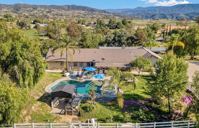 Temecula Wine Country Home w/ Pool, Hot Tub, Game Room & Vineyard Views - Photo 46