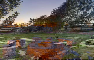 Foto 2 - Temecula Wine Country Home w/ Pool, Hot Tub, Game Room & Vineyard Views