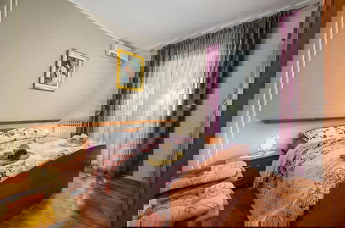 Foto 2 - Pretty Apartment With Balcony