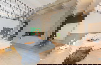 Foto 3 - Design Loft With Private Parking