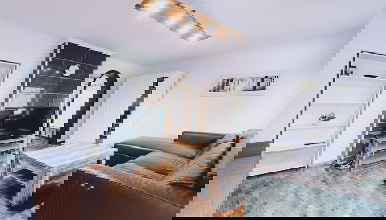 Foto 1 - Areit Apartments - Top 3