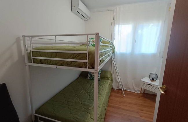 Apartment in Salou with swimming pool and garden - Foto 2