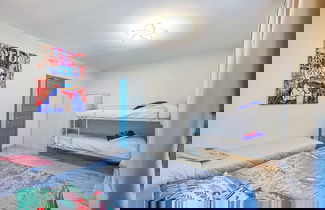 Foto 2 - Modern Flat With Terrace for Large Families in Bibione