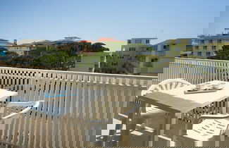 Foto 1 - Enjoy Your Holidays From This Magnificent Terrace