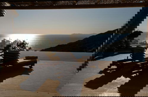 Foto 30 - Villa Elysium Parga Luxury Detached Property in Private Grounds