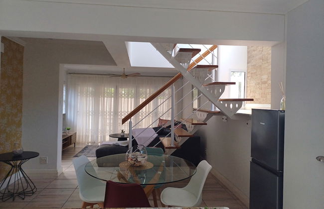 Cosy 2 Bedroom Apartment in a Prominent Area of East London Nahoon - Foto 13