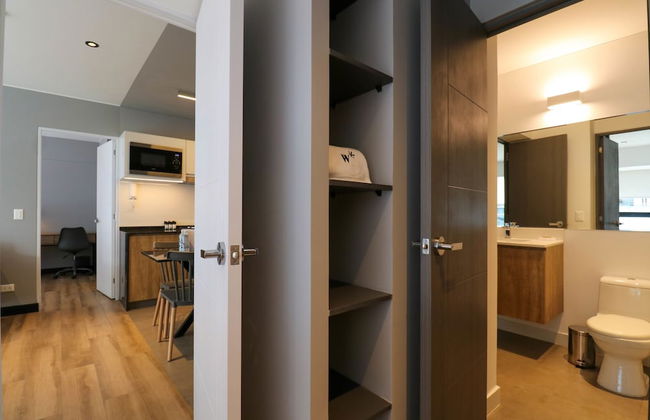 w Prestigious 2BR w Amazing Deco in San Isidro - Photo 16