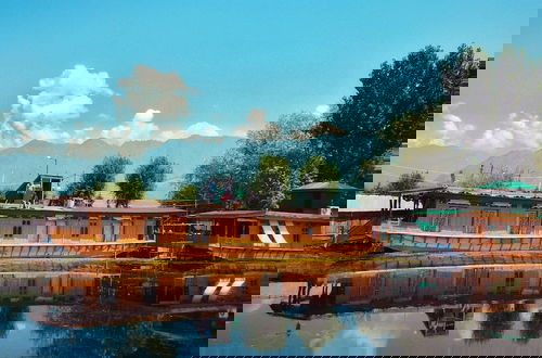Photo 1 - Dilshad Houseboats