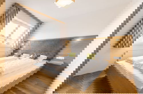 Photo 3 - Chalet With Mountain Views
