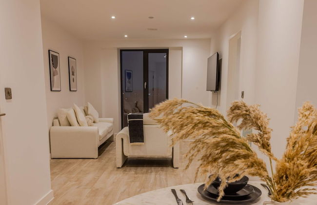 Bianco Suite 2BR With City Views - Foto 2