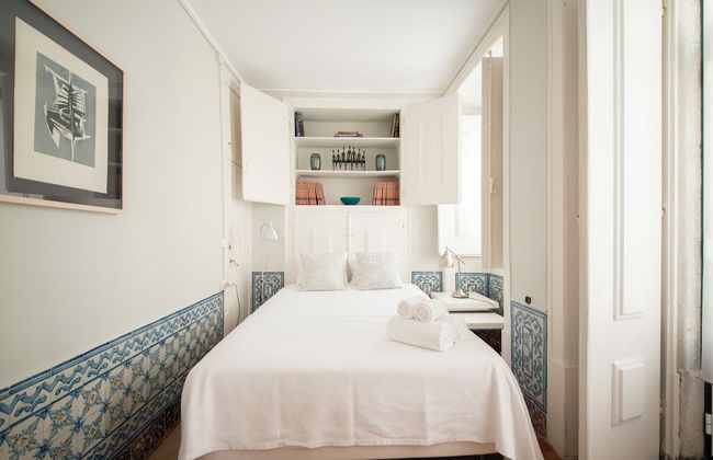 Modern flat with Juliet balcony - Photo 2