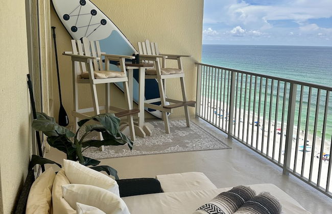 Unit 1504 2 Bedroom Condo by RedAwning - Photo 6