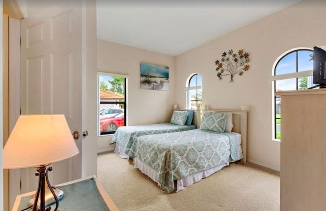 Summer Place Villa 4 Bedroom Home by RedAwning - Foto 6