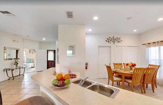 Summer Place Villa 4 Bedroom Home by RedAwning - Foto 28