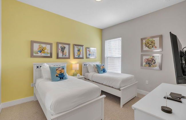 Elegant Townhome Near Disney â Private Suites! 4 Bedroom Townhouse by RedAwning - Foto 5