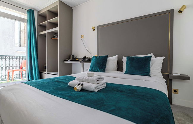 Hotel Avaton - Deluxe Bedroom With Private Balcony - Foto 3