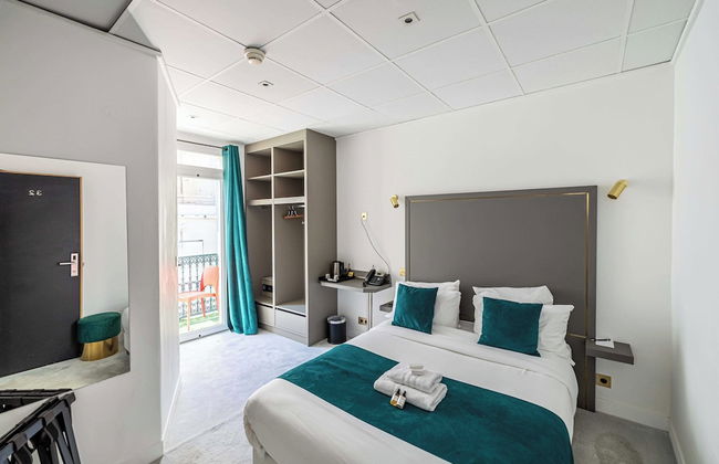 Hotel Avaton - Deluxe Bedroom With Private Balcony - Foto 1