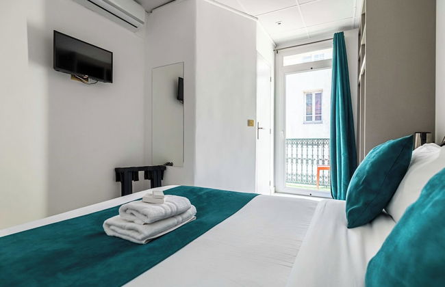 Hotel Avaton - Deluxe Bedroom With Private Balcony - Foto 4