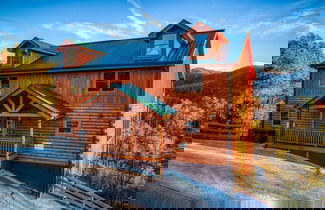 Foto 1 - Exquisite Getaway w Indoor Pool Theater
