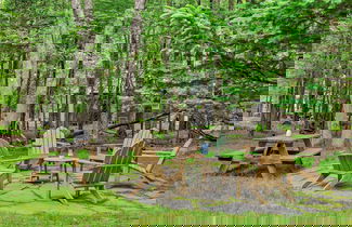 Foto 2 - Deer Hollow by Avantstay Big Yard + Lake Access