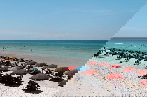 Foto 55 - Coastal 3BR Condo With Pool & Shuttle : Snowbird Friendly!