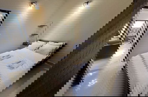Foto 3 - Trinetra Homes 61