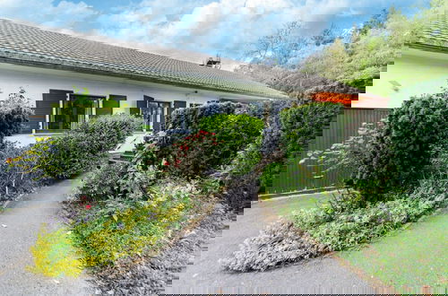 Foto 1 - Tranquil Home With EV Charging