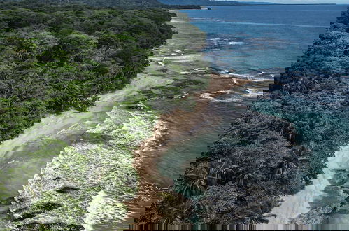 Photo 33 - Coral Suite