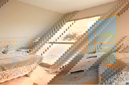 Foto 5 - Studio in Marbella Beachfront With Pool