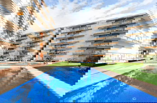 Foto 1 - Apartment in Rosas With Pool
