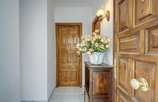 Apartment in Roses Near Cap de Creus - Photo 2