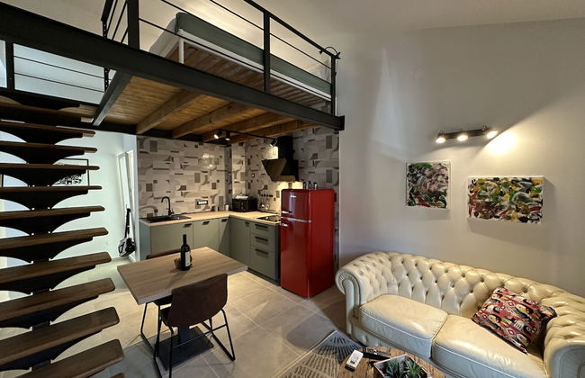 Apartment With Cozy Bedroom - Photo 1