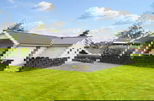 Photo 1 - 4 Star Holiday Home in Hejls