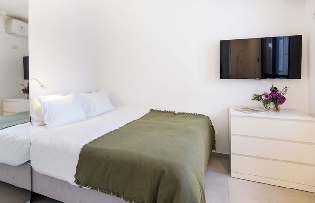 Rooftop Jacuzzi Penthouse by Sea N' Rent - Foto 10