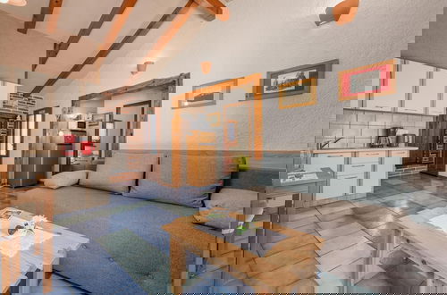 Photo 11 - Nice Apartment With Pool