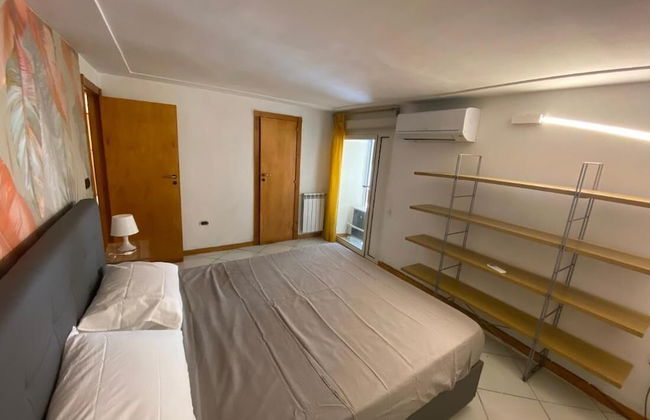 Dimora Tribunali in the Heart of Historical Center and 300 mt From Metro - Foto 2