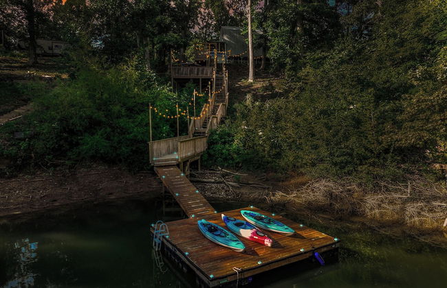 Emerald Cove - Photo 1