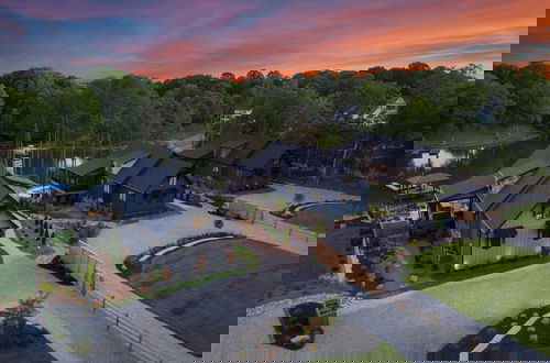 Foto 70 - Blue Heron by Avantstay Lakefront Dock Pool Theater Sleeps 22