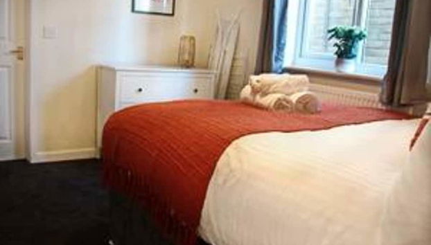 Host Stay Clacton Coastal Hideaway - Foto 3