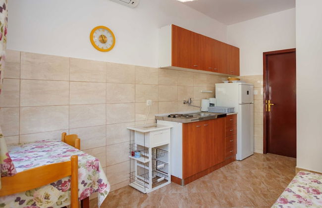 Beachfront Cozy Krk Apartment With Balcony - Foto 4