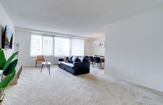 Prime Crystal City Apartments - Foto 63