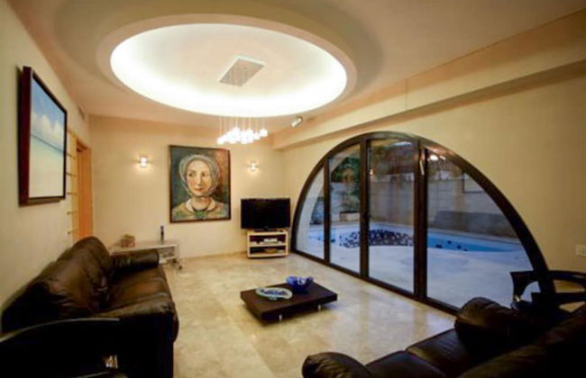 David Village with Pool & Patio - Photo 11