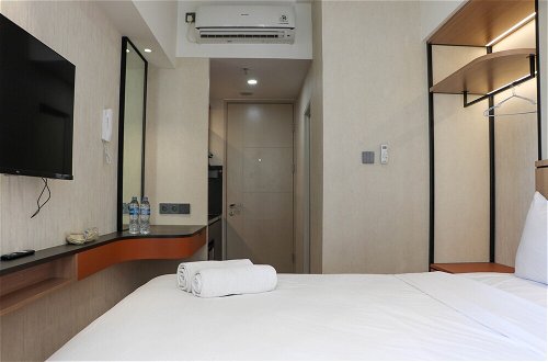 Photo 7 - Warm And Comfortable Studio Tokyo Riverside Pik 2 Apartment