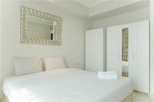 Foto 4 - Homey And Comfort Stay 2Br Bellezza Apartment