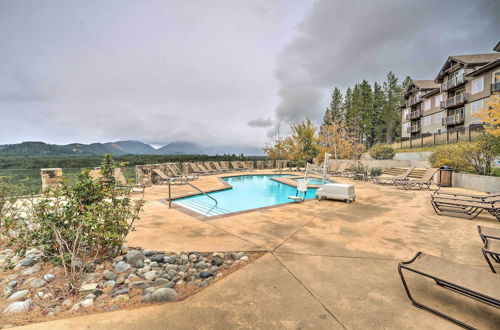 Photo 11 - Cle Elum Condo w/ Pool Access & Mountain Views