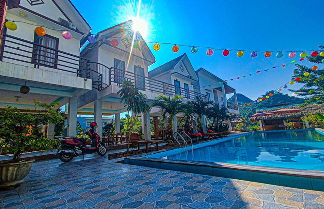 YoLo Pool Bar Villas - Photo 36