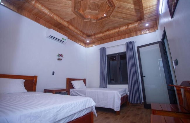 YoLo Pool Bar Villas - Photo 13