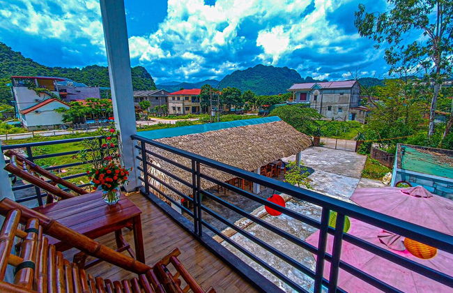 YoLo Pool Bar Villas - Photo 2