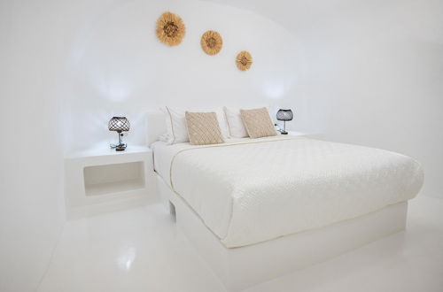 Photo 4 - Ambi Villas Santorini