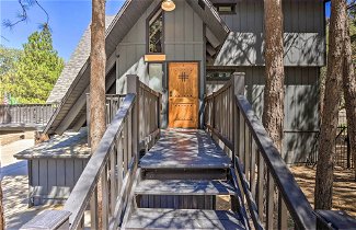Photo 2 - Luxe Timberland Villa w/ Lake Arrowhead Access